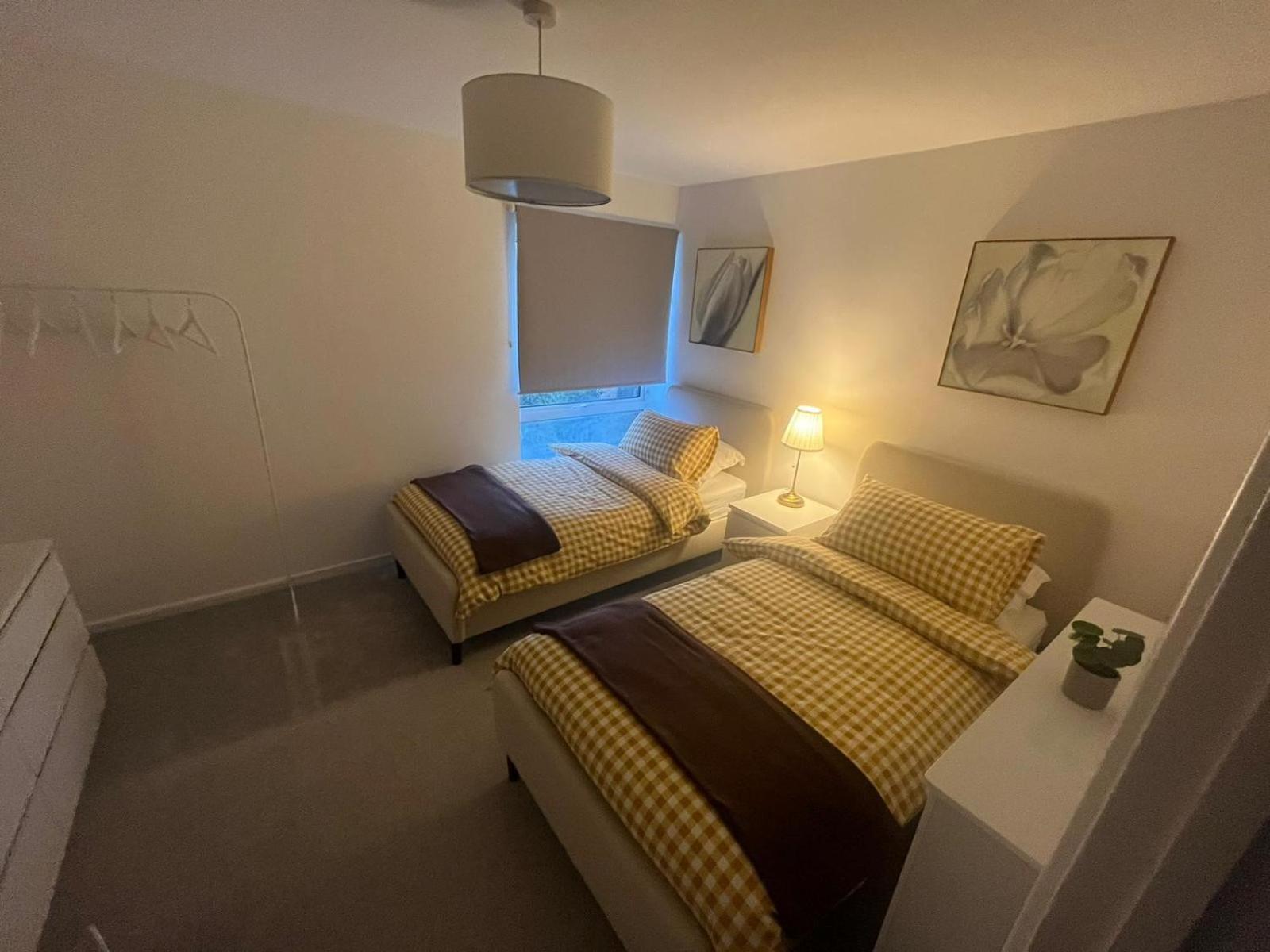 Modern And Comfortable Flat With Private Parking Leilighet Oxford Eksteriør bilde